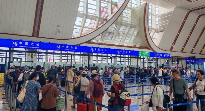 中老鐵路出入境旅客來源地突破100個國家和地區(qū)